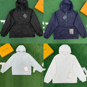 루이비통 [잔디집] 미드 렝스 윈드브레이커 모노그램 나일론 (레어)