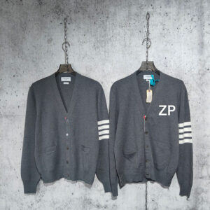 톰브라운 【사슬공장】 4-Bar 사선완장 클래식 울 가디건