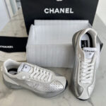 샤넬 【HAPPY】 25c CC로고 스니커즈（터보）