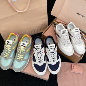 미우미우 김나지움 스니커즈 기능성