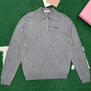 미우미우 【잔디집】 캐시미어 폴로 니트（레어）