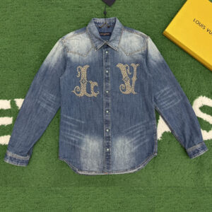 루이비통 [잔디집] 피티드 롱 슬리브드 데님 셔츠