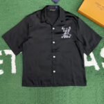 루이비통 【잔디집】 프린티드 시그니처 실크 셔츠（레어）