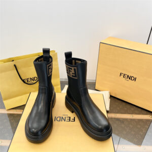 펜디 도미노 가죽 앵클 부츠