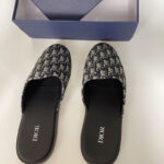 디올 뮬 샌들 오블리크