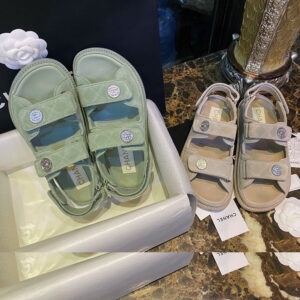 샤넬 [TJ공장] 22s 샌들 벨크로 버튼 로고 스트랩