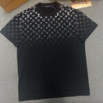 루이비통 【TJ공장】 3 Color 하프 반팔 티셔츠 모노그램 그라데이션 （터보）