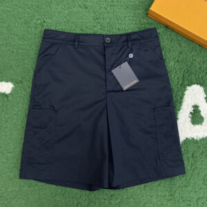 루이비통 【잔디집】 모노그램 카고 포켓 숏 팬츠（레어）