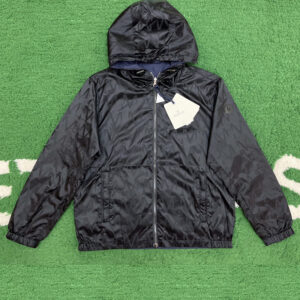 몽클레어 [잔디집] Lepontine 레포틴 바람막이 리버시블 자켓