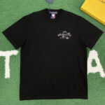 루이비통 [잔디집] 엠벨리시드 컵 반팔 크루넥 티셔츠 아메리카