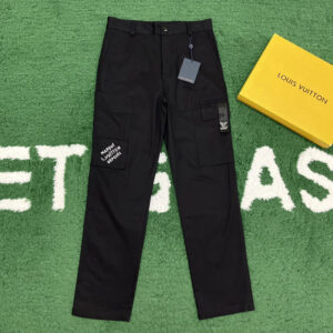 루이비통 [잔디집] 24ss LV플렉시 시그니처 카고 팬츠