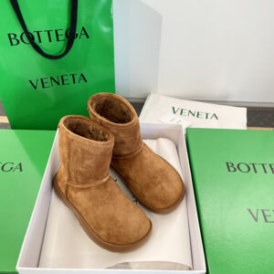 보테가베네타 스웨이드 스냅 앵클 부츠