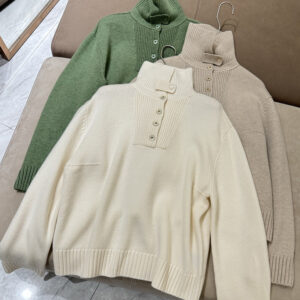 로로피아나 버튼 터틀넥 카라 니트 스웨터 캐시미어
