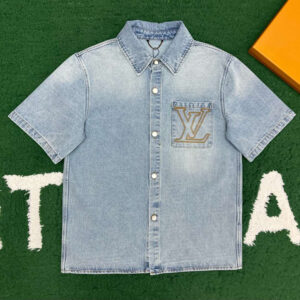 루이비통 【잔디집】 포켓 LV 자수 반팔 인디고 데님 셔츠（레어）
