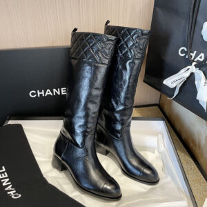 샤넬 퀼팅 롱 부츠