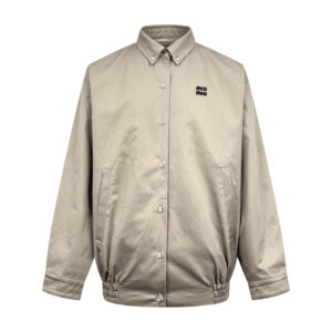 미우미우 【잔디집2】 로고 자수 버튼업 자켓（세븐）