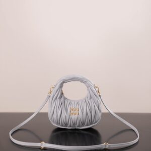 미우미우 (팬더) 원더 마텔라세 미니 핸드백 펄 그레이 5BP078