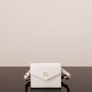 미우미우 (팬더) 소가죽 숄더백 화이트 5MT024