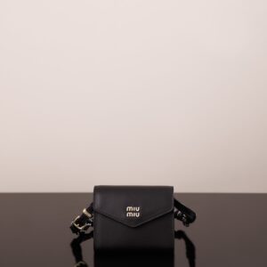 미우미우 (팬더) 소가죽 숄더백 블랙 5MT024