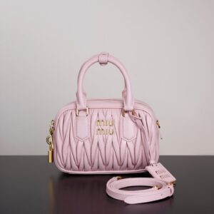 미우미우 (팬더) 아르카디에 마텔라세 핑크 소가죽 볼링백 5BB123