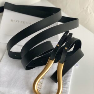 보테가 (징) 라이트 블랙 벨트 골드 하드웨어