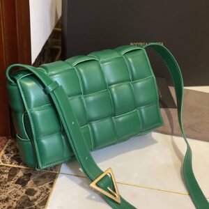 보테가 (징) 카세트 백 그린 70026