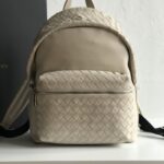 보테가 (징) 편직 소가죽 백팩 베이지 70078