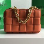 보테가 (징) 체인 카세트 오렌지 나파 가죽 백 631421