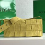 보테가 (징) 스트레치 카세트 나일론 미니 크로스백 옐로우 70136