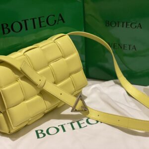 보테가 (징) 카세트 백 미디움 옐로우 70094