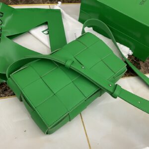 보테가 (징) 카세트 매트릭스 숄더백 그린 578004