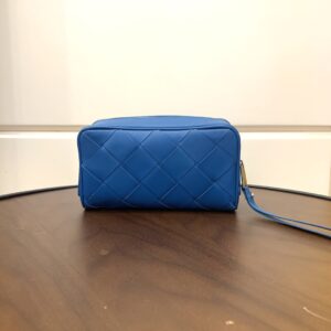 보테가 (징) 파우치 블루 575554