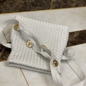 보테가 (징) 플랩 크로스백 화이트