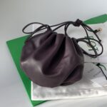 보테가 (징) 미니 더 블럽 나파 가죽 숄더백 퍼플651905