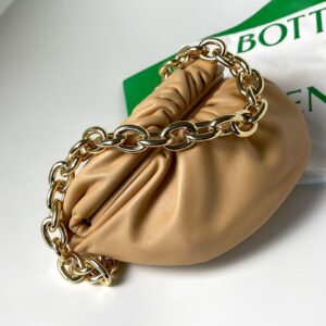 보테가 (징) 클러치백 베이지 651445