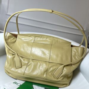 보테가 (징) 오일 왁스 레더 핸드백 라이트 옐로우 618463