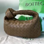 보테가 (징) 미니 조디 브라운 엮은 가죽 호보백 609409