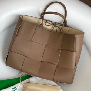 보테가 (징) 토트백 아이보리 양가죽 609175