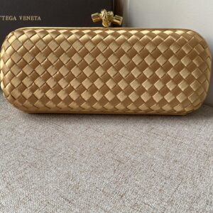 보테가 (징) 리본 손잡이 클러치 골드 8651