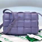 보테가 (징) 카세트 백 미디움 퍼플 70094