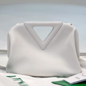 보테가 (징) 삼각형 손잡이백 마카롱 색상 화이트 658476