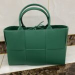 보테가 (징) 토트백 대형  그린 편직 가죽 609175