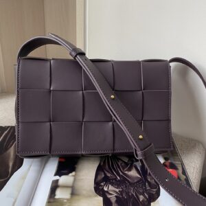 보테가 (징) 카세트 신상 편직 마법 큐브 백 브라운