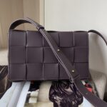 보테가 (징) 카세트 신상 편직 마법 큐브 백 브라운 578004