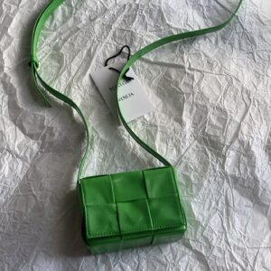 보테가 (징) 미니 카세트 백 그린 667048