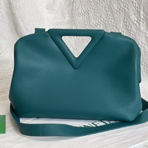 보테가 (징) 삼각형 손잡이백 파스텔 블루 652446