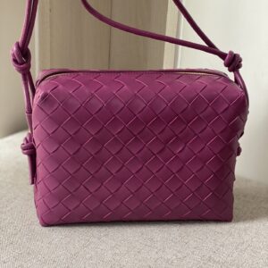 보테가 (징) 클래식 편직 로고 미니백 보라 666689 P930