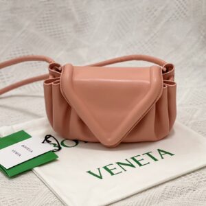 보테가 (징) BEAK 크로스백 핑크 658521