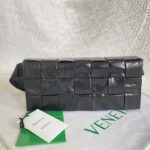 보테가 (징) 카세트 백팩 블랙