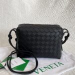 보테가 (징) 클래식 편직 가방 블랙666689